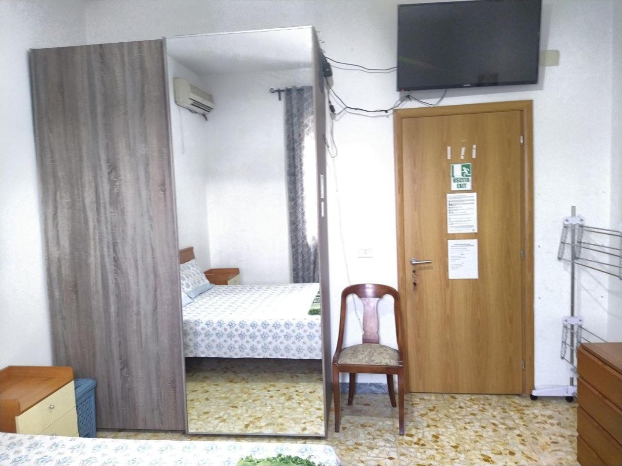 Guest House O Affittacamera Rom Exterior foto